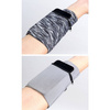 Stoffarmband am Arm für Lauffitness, camo blue